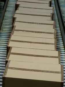 Transport stock shelf