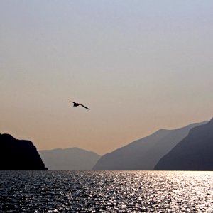 Lago d'Iseo, Italia photo