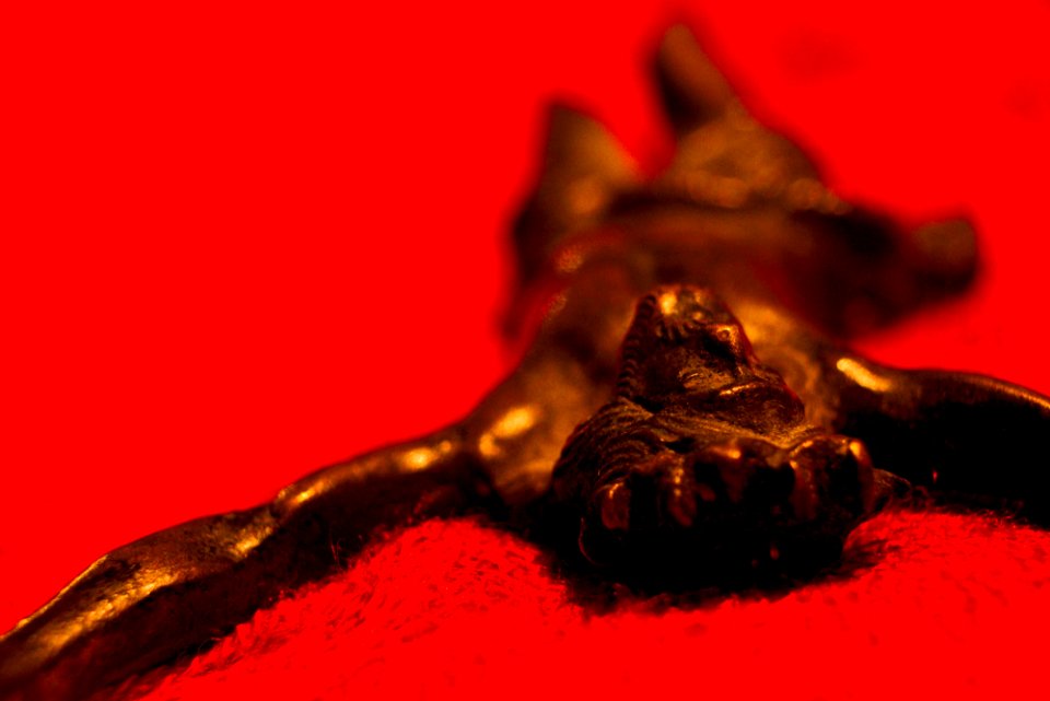 Cristo de bronce I 