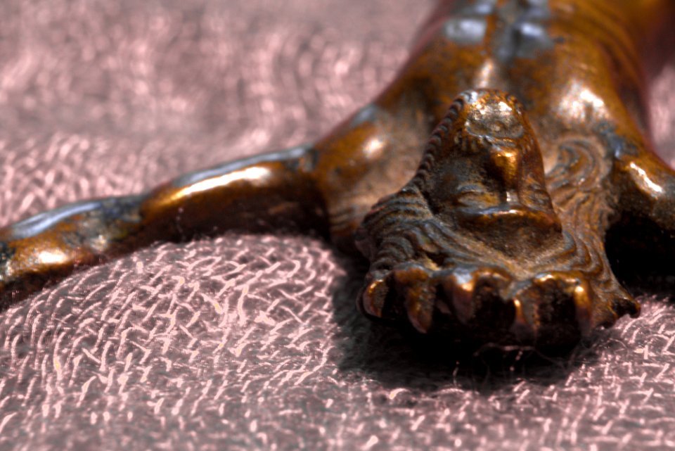 Cristo de bronce IV 