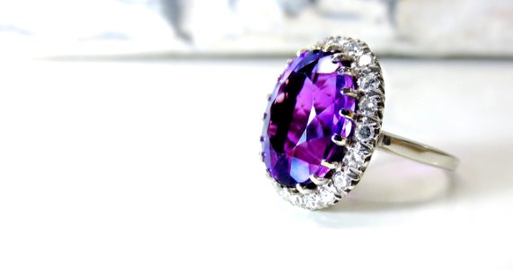 amethyst-2186842_1920 