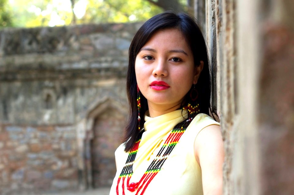 tribal-attire-2228406_1920 