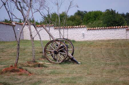 Croatia gardening equipment sliding barrow photo