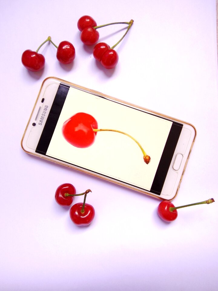 Mobile cherry advertisement
