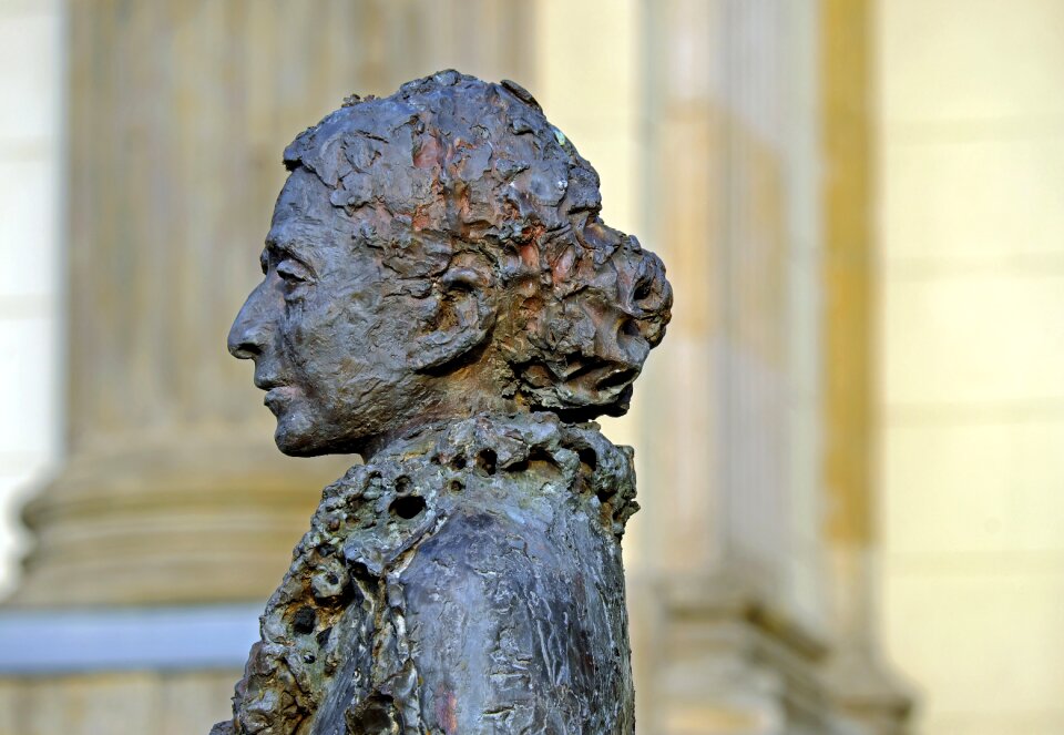 Portrait lise meitner nuclear physicist