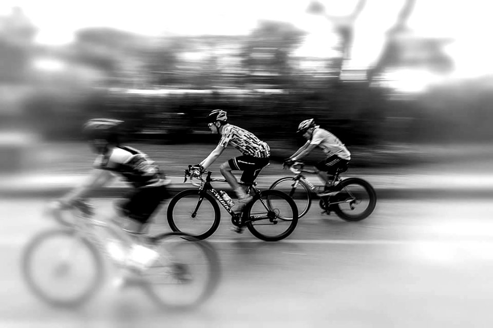 #cre8ivequest #3XSPUnity #blur #creativeblur #blackandwhit… 