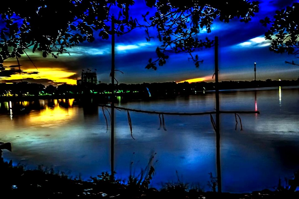 #cre8ivequest #sun #sunset #goldenhour #goldenhourphotogra… 