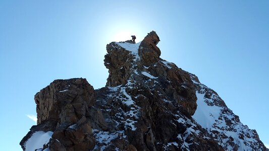 Secure rock climbing rock