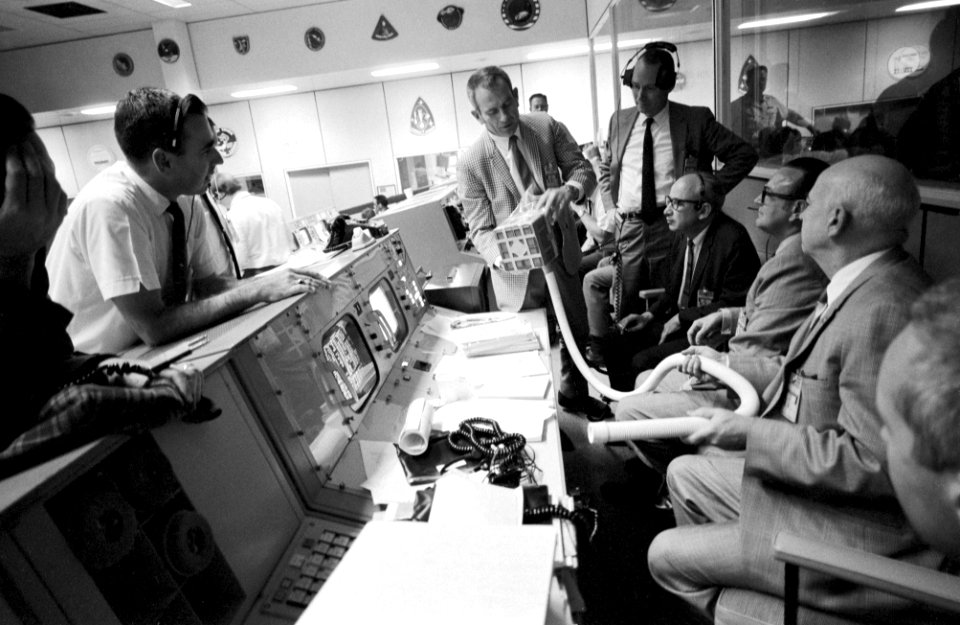 Apollo 13 - the mailbox 