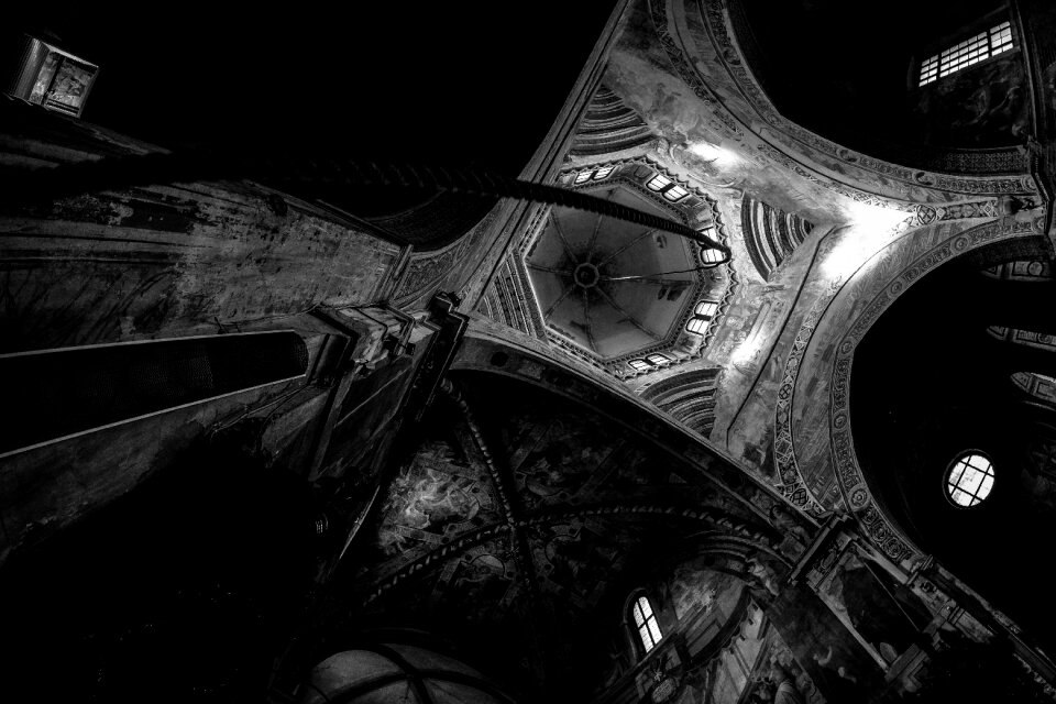 Perspective rope black church