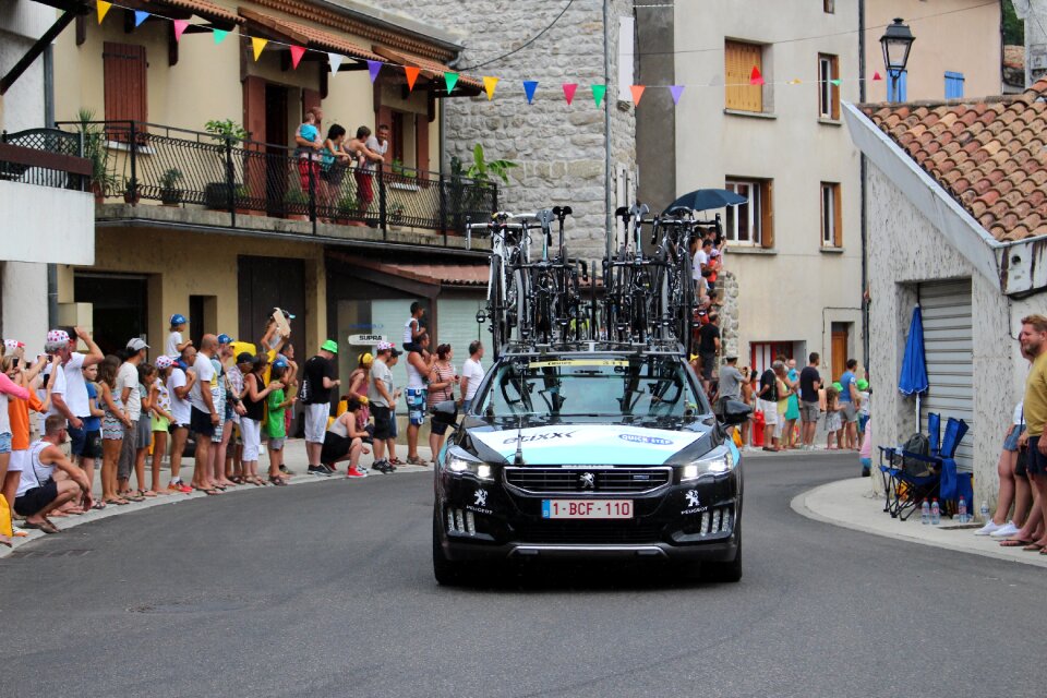 Cycling jaujac caravan