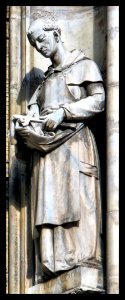 San Baldomero di Lione - Statua del Duomo di Milano photo