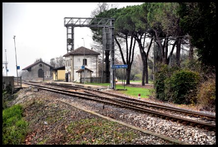 Cona Veneta, stazione ferroviaria 