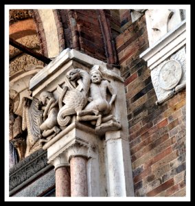 Portale della cattedrale di Lodi photo