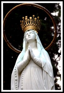 Chiampo - Statua della Madonna di Lourdes 