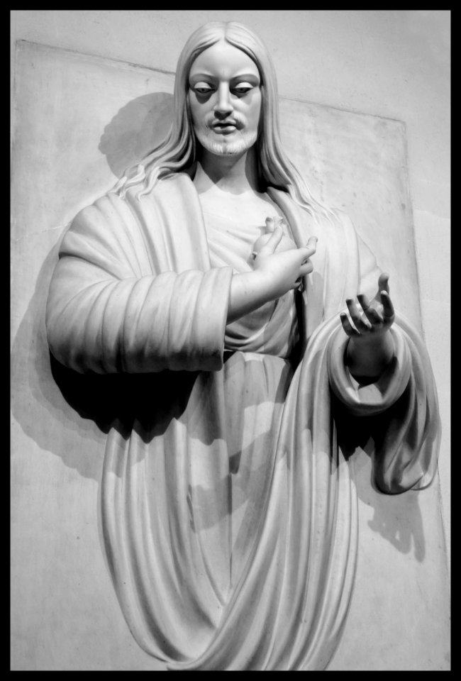 SACRO CUORE - Chiesa di Santa Matria del Suffragio - Milan… 