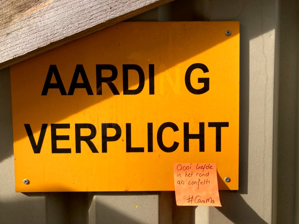 Gooi liefde in het rond als confetti 