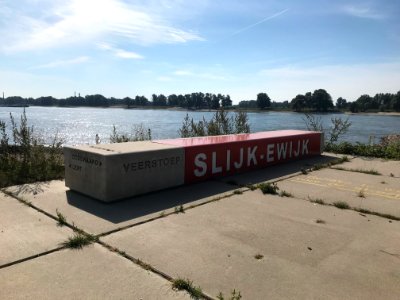Veerstoep Slijk-Ewijk 