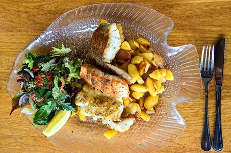 Halibut fried salad photo