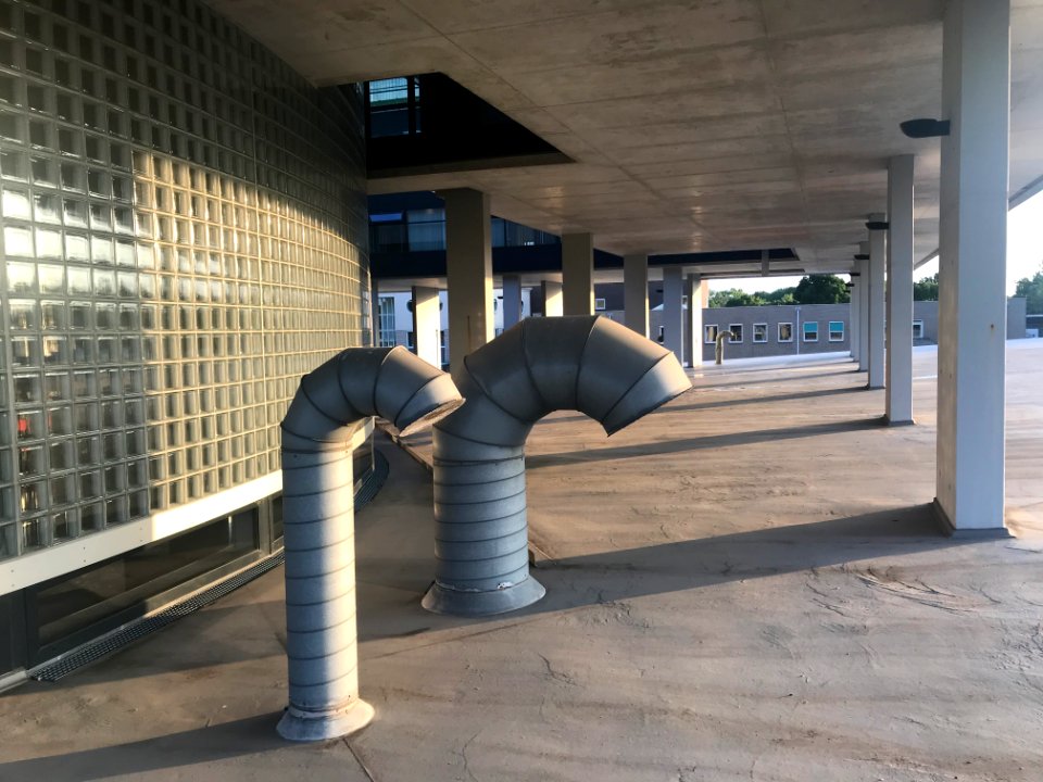 KANTOORGEBOUW MEGA ROERMOND 