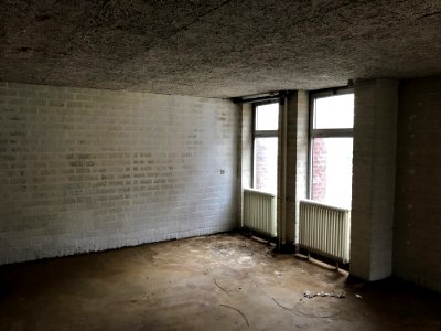 Urbex Roermond MOVEOO, Min van landbouw, rechtbank 