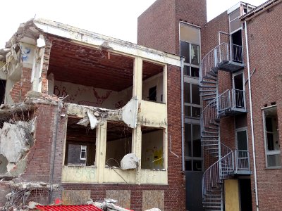 knipogen, Urbex Roermond MOVEOO, Min van landbouw, rechtba… 