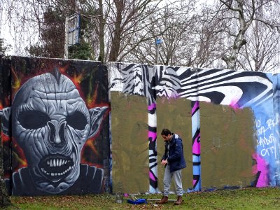 Eindhoven Berenkuil, step in the graffiti arena, new paint… 