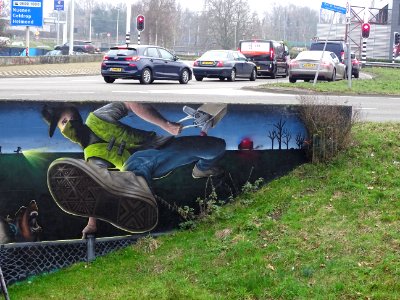 Eindhoven Berenkuil, step in the graffiti arena, faster th… 