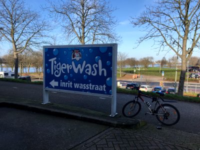 Even mijn fiets laten wassen 