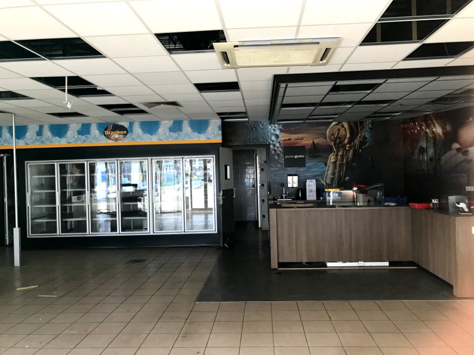 Geen chauffeurs meer, Esso tankstation voor altijd dicht 