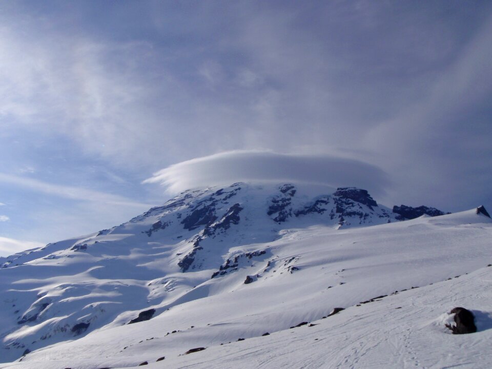 Mountain rainier lenticular