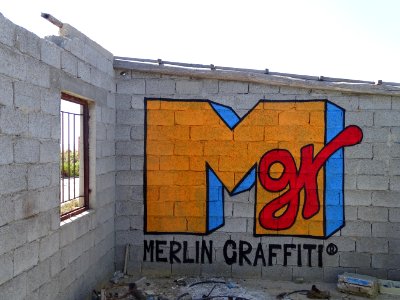 Merlin graffiti Limnos, grrrrrrrrrrrrr 