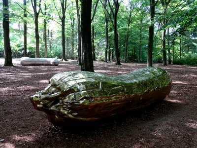 Lustwaranda Tilburg, Sarah Lucas, courgette photo