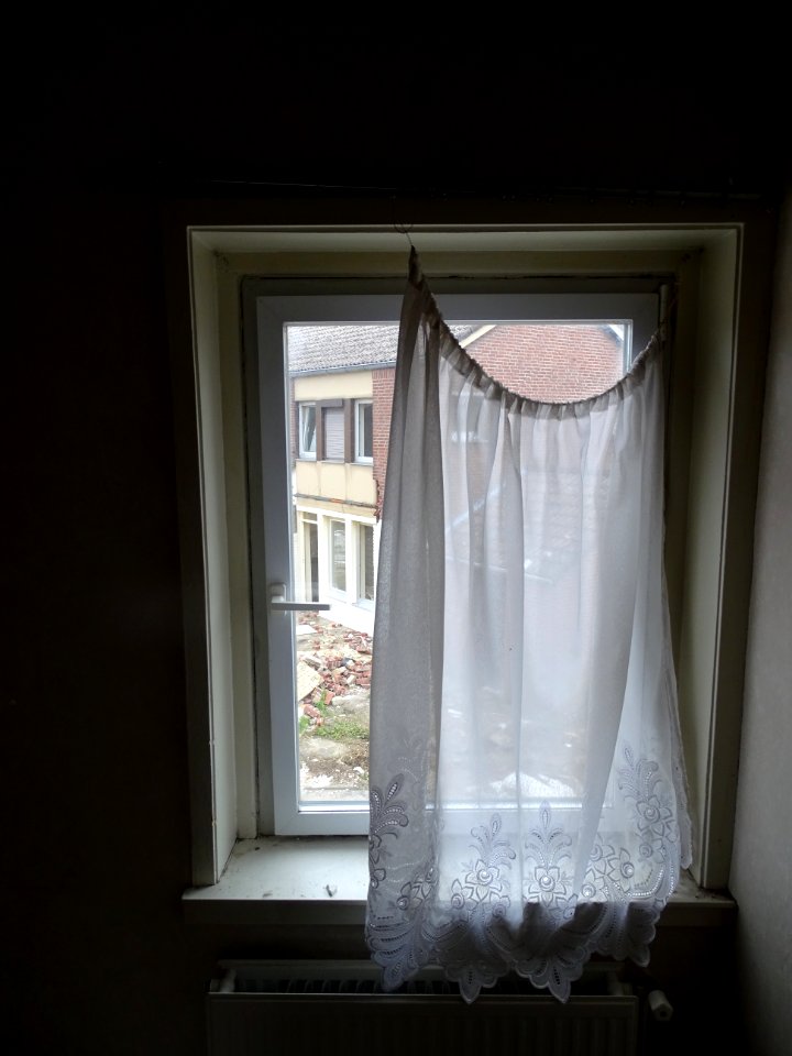 Abandoned, Het Witte Dorp Maasniel, sexy curtain 