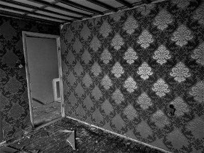 Abandoned, Het Witte Dorp Maasniel, kinky slaapkamer 