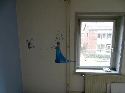 Abandoned, Het Witte Dorp Maasniel, ze blijft 