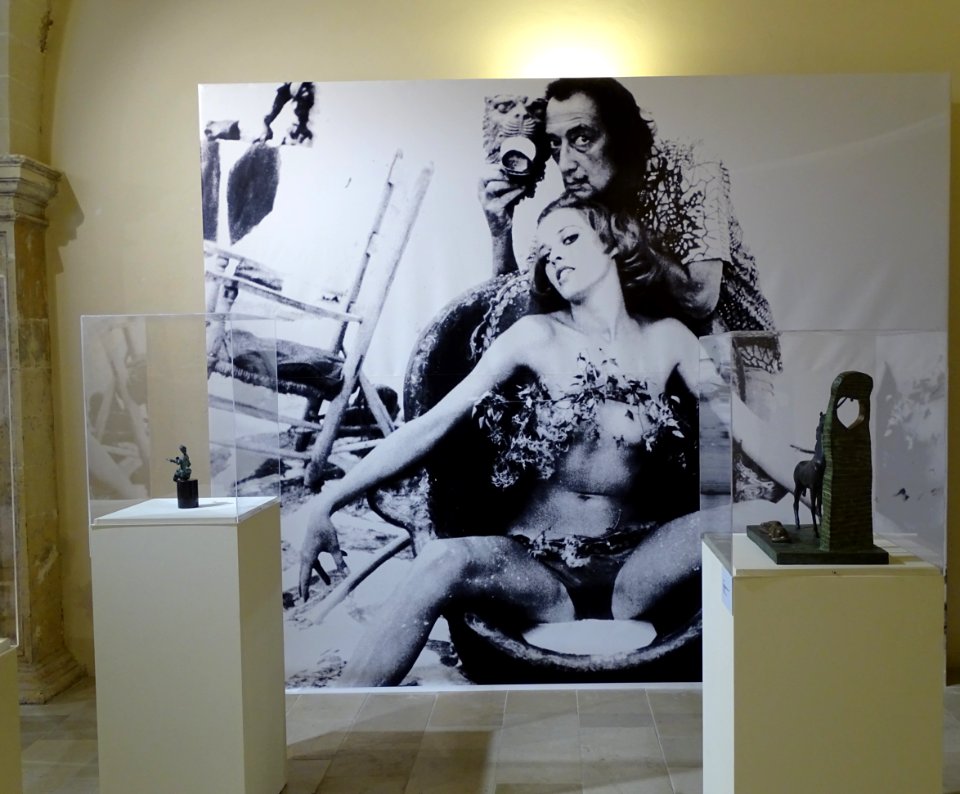 birth with Dali 