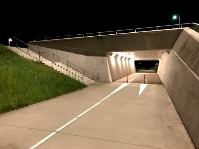 empty 