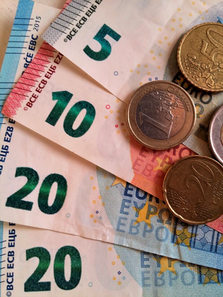 Currency banknote specie