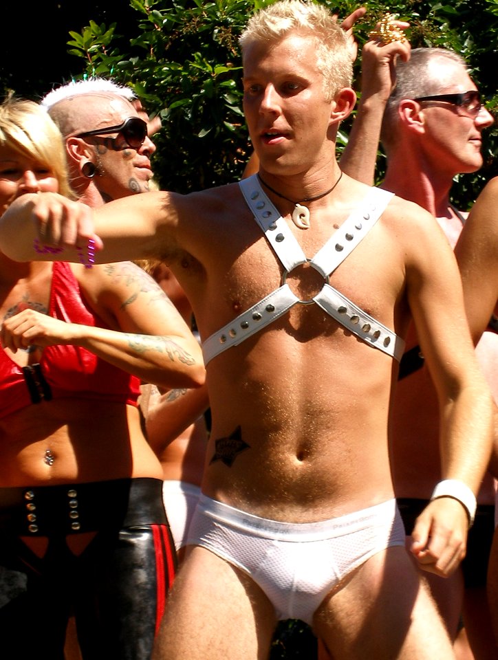 Vancouver Pride 2007 - Image 07/09