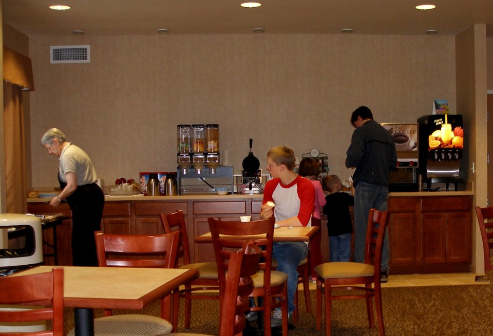 Breakfast in Sequim 01/03