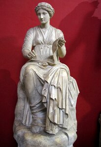 Statue antique marble