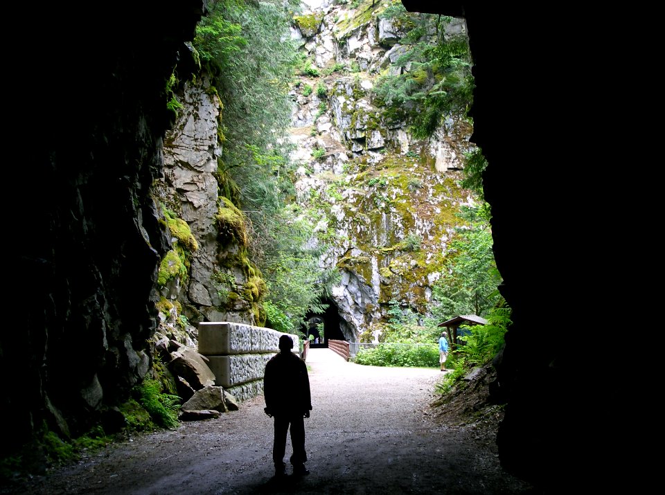 Othello Rail Tunnels 02/04