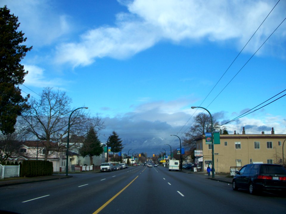 Towards the Mountains