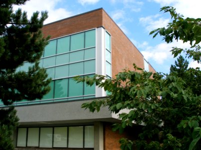 Douglas College 04/04