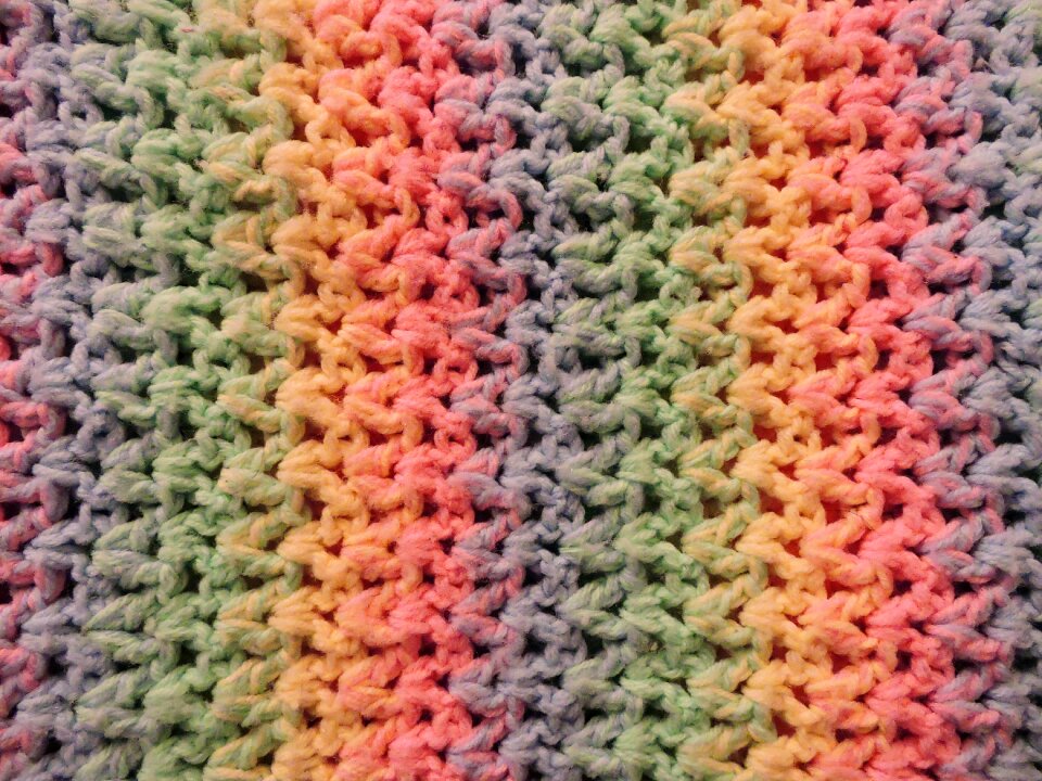 Crochet rainbow gradient