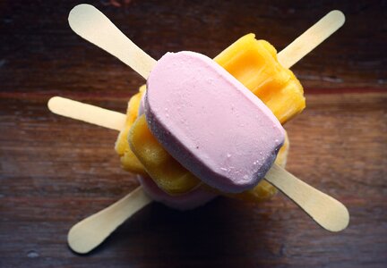 Ice cream dessert food