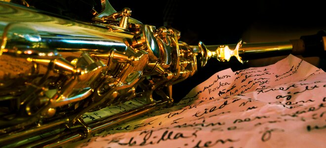 Saxofony music notes