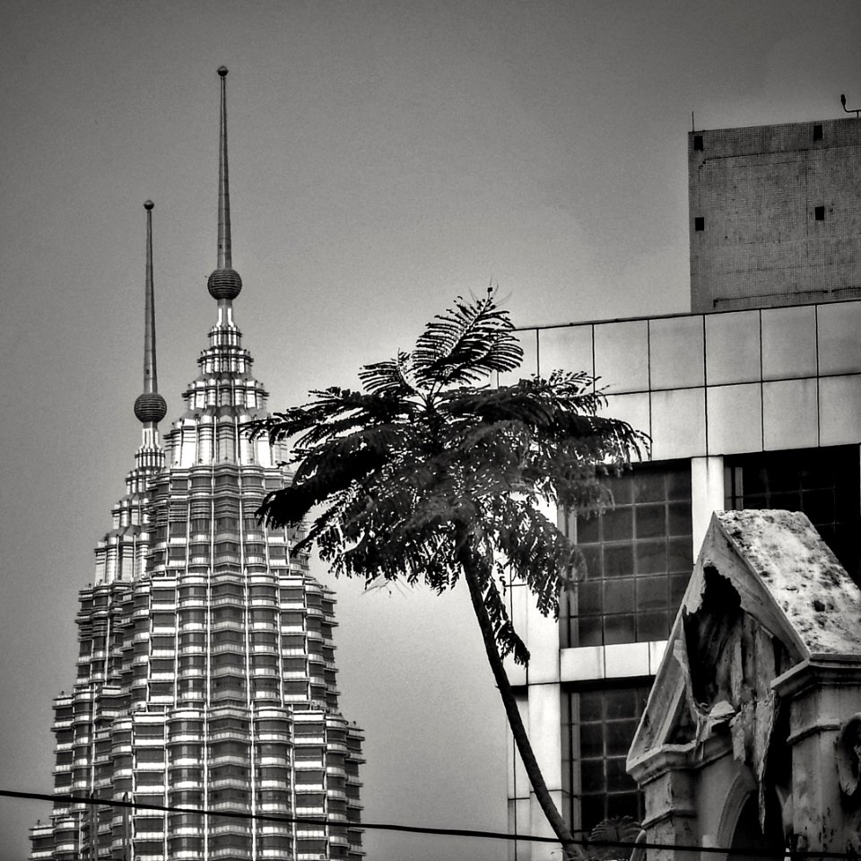 Twin Towers Tips
