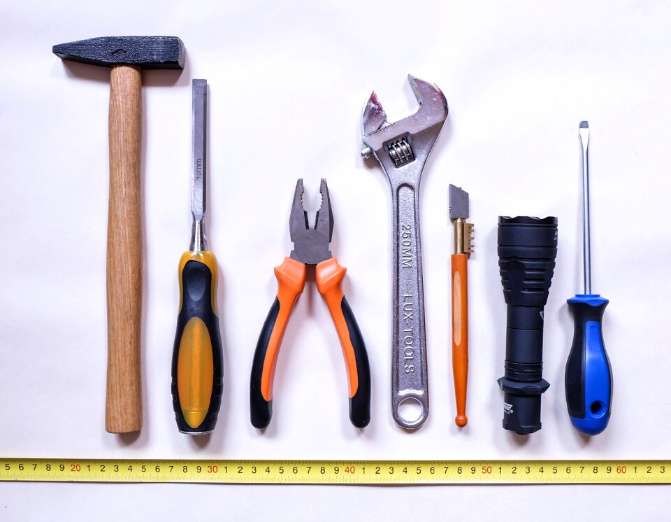 Hammer screwdriver chisel